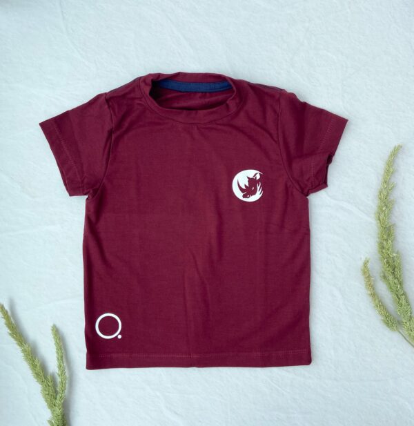 Camiseta niño vinotinto